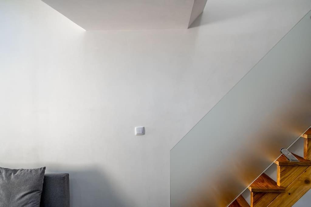 Cozy Ground Floor Studio With Ac And Loft Bedroom Lisboa Екстериор снимка