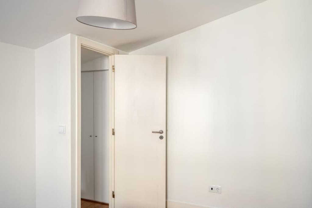 Cozy Ground Floor Studio With Ac And Loft Bedroom Lisboa Екстериор снимка